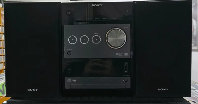 Mini Componente Sony con CD/DVD - 1
