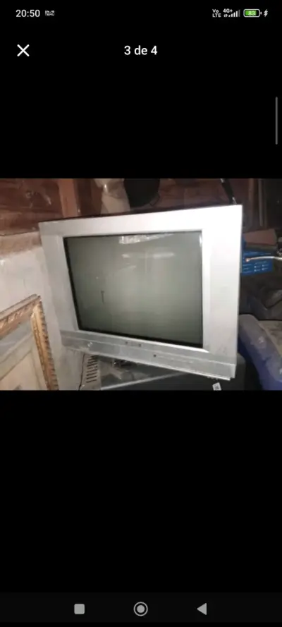 Televisor antiguo pantalla ancha - miniatura 1