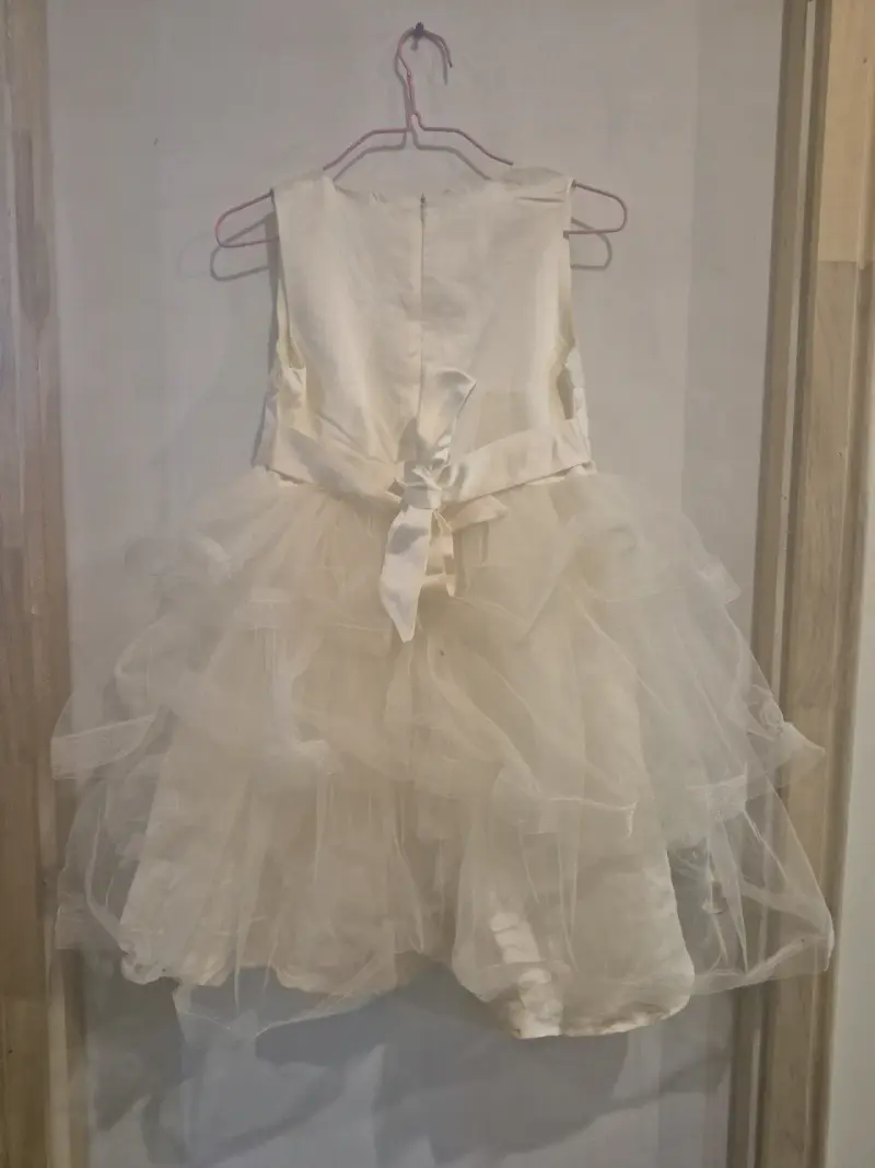 Vestido blanco de tul para niña talla 8 - 2