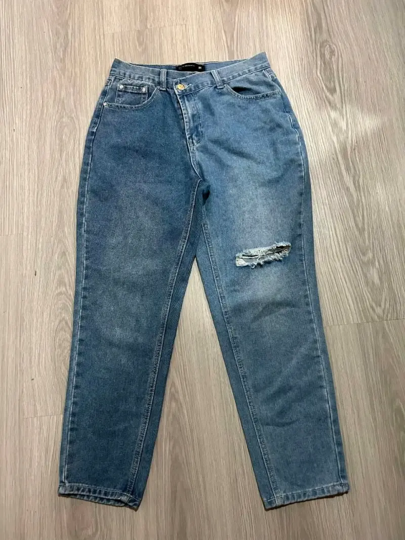 Jeans azul desgastados