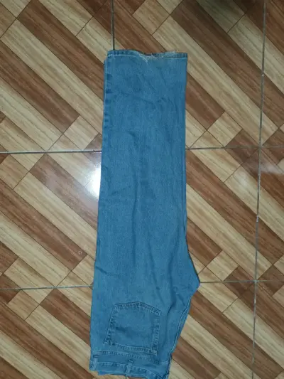 Jeans azules de hombre - miniatura 4