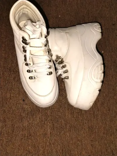 Zapatillas blancas con plataforma - miniatura 1
