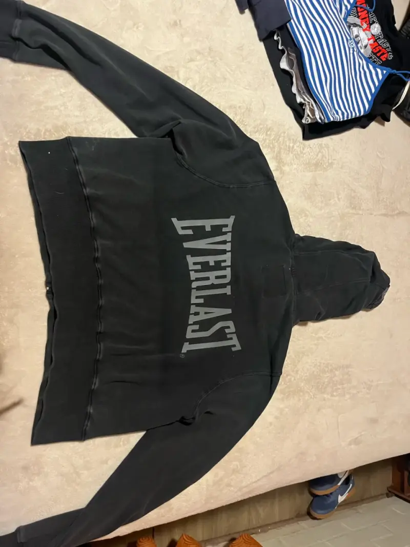 Polerón negro con capucha Everlast - 3