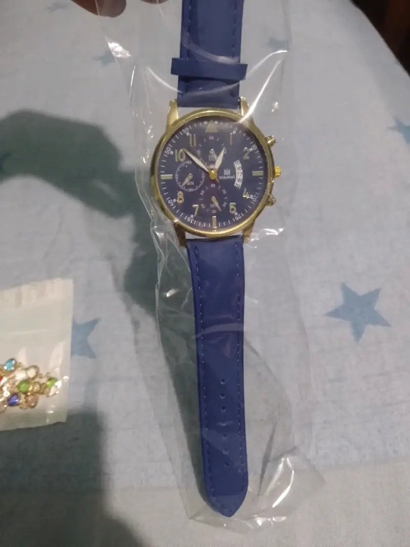 Reloj azul con correa de silicona - 3