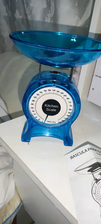 Balanza de cocina azul - miniatura 1