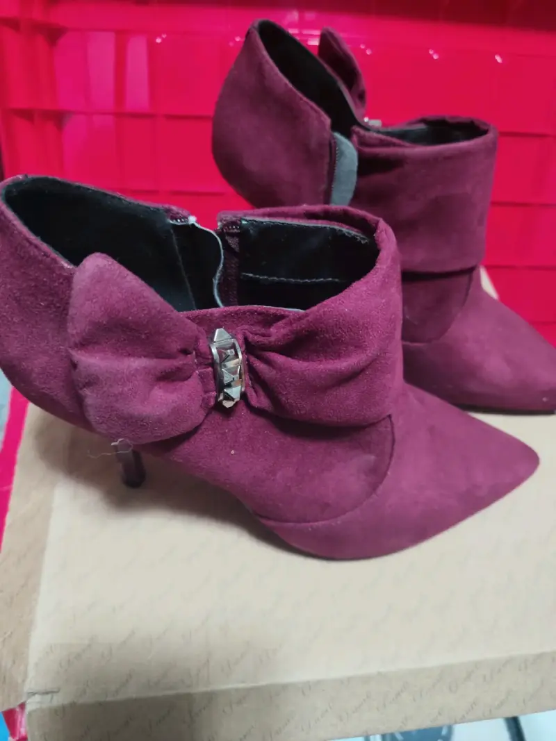 Botines burdeos con lazo - 3