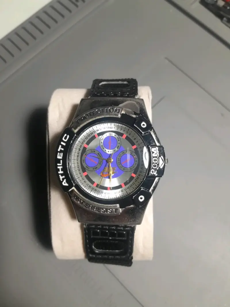 Reloj deportivo negro metálico NIKE - 1
