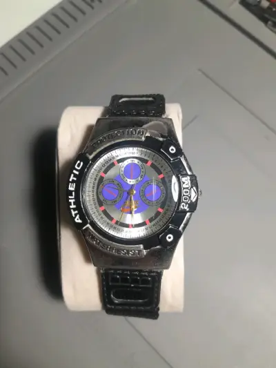 Reloj deportivo negro metálico NIKE - miniatura 1