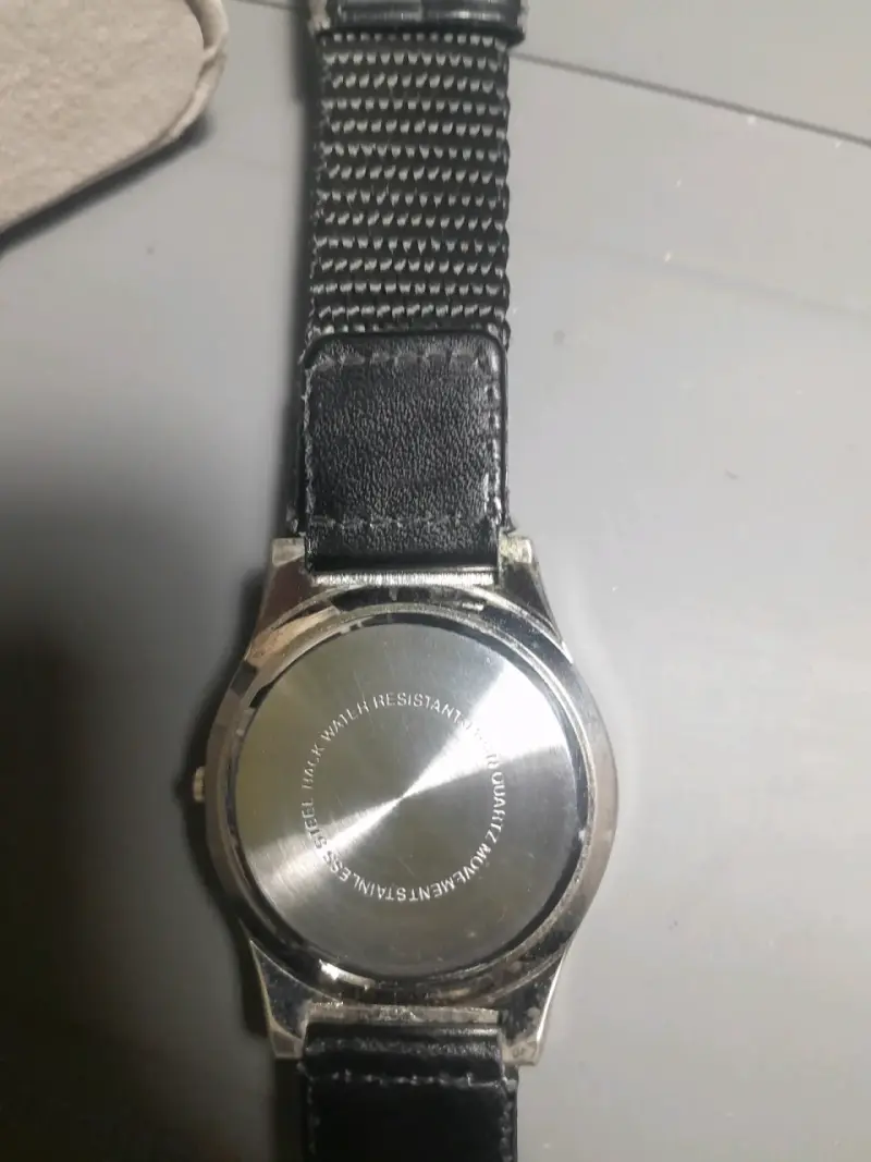 Reloj deportivo negro metálico NIKE - 3
