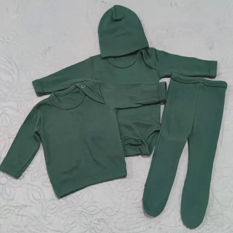 Conjunto verde de recien nacido 4 piezas