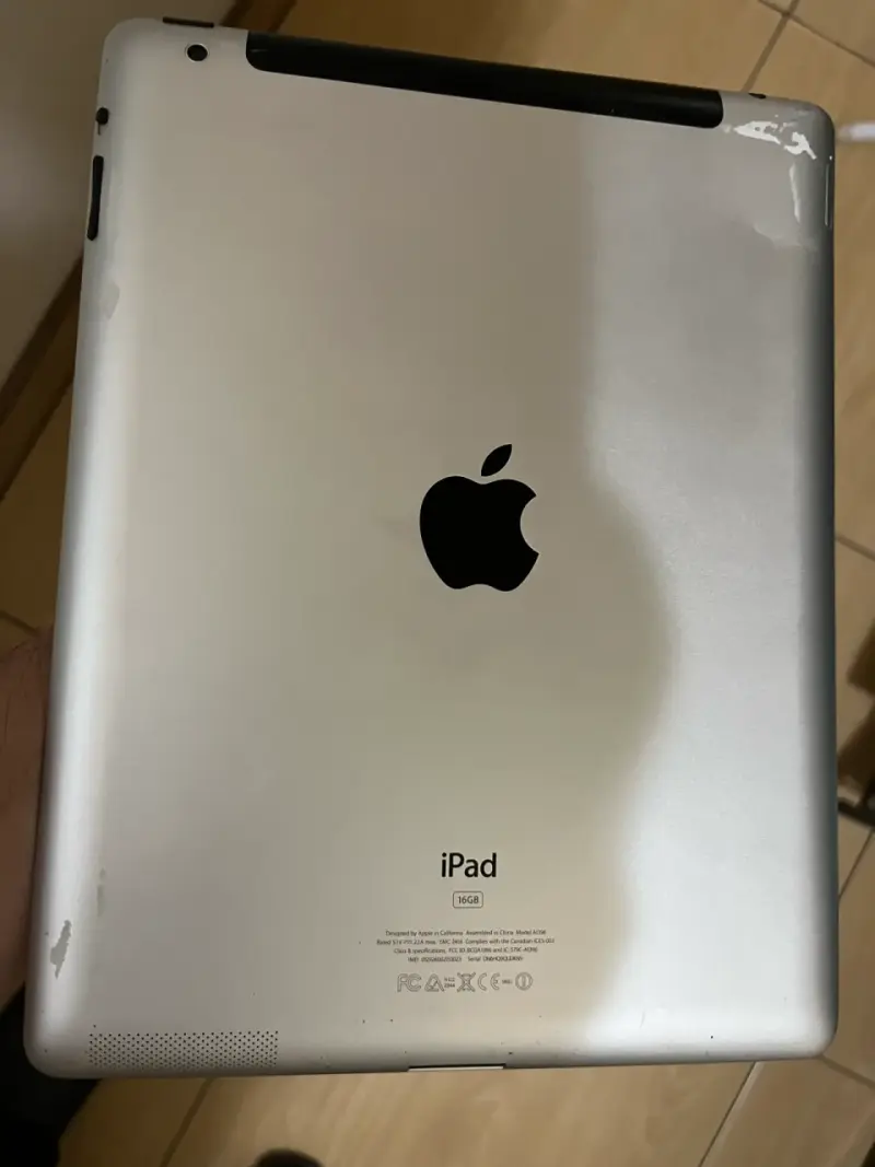 iPad 2, plomo estado regular. - 2