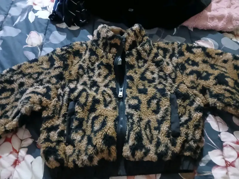 Chaqueta peluda de leopardo para niña - 3