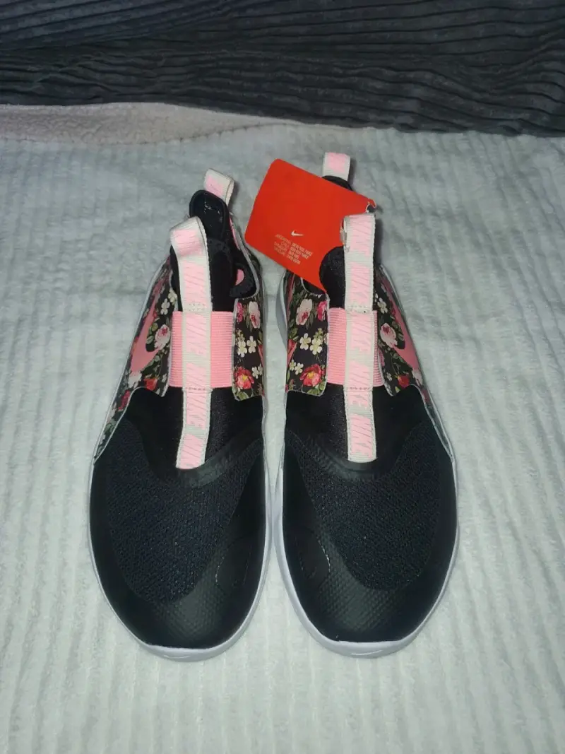 Zapatillas negras florales - 2