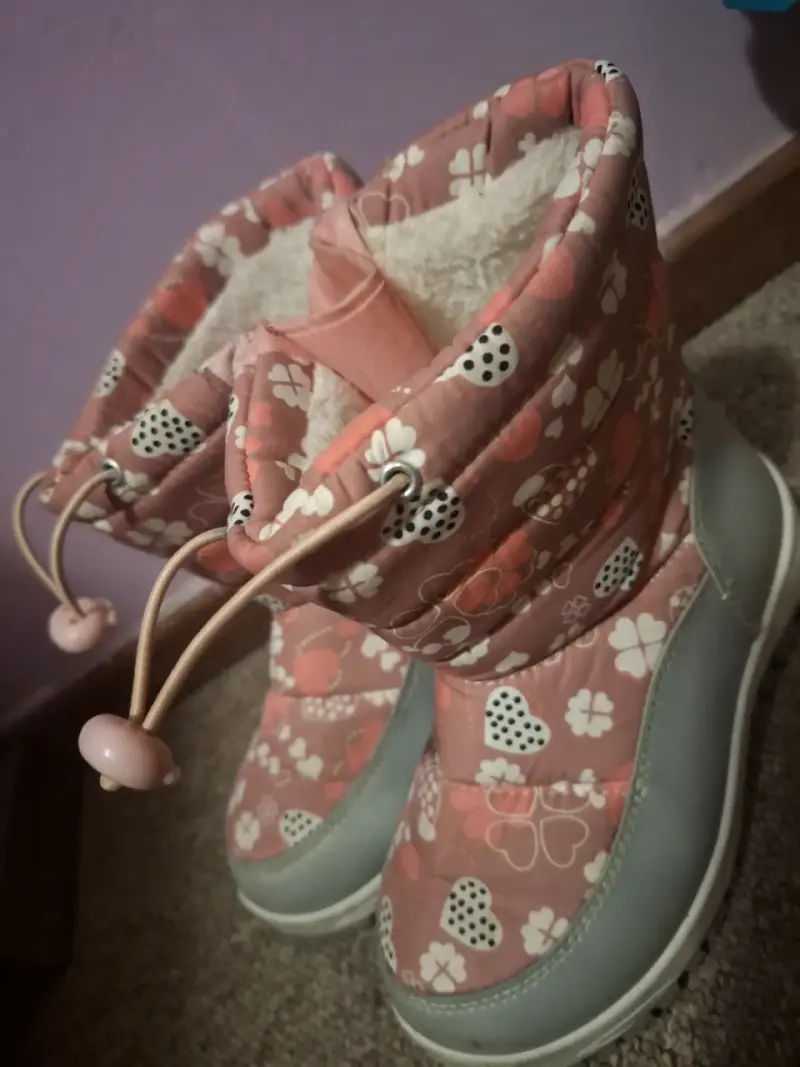 Botas infantiles rosas con estampado - 2