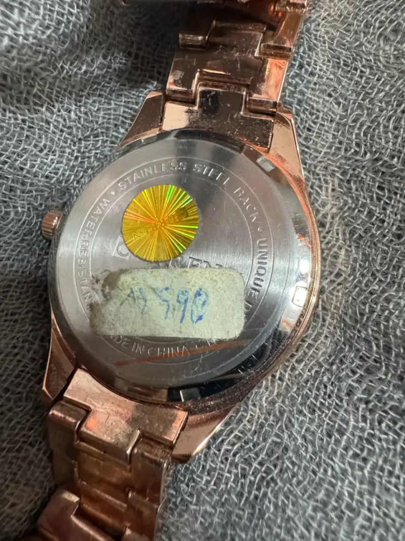 Reloj elegante dorado y azul - 3