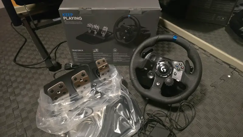 Volante de juego Logitech - 3