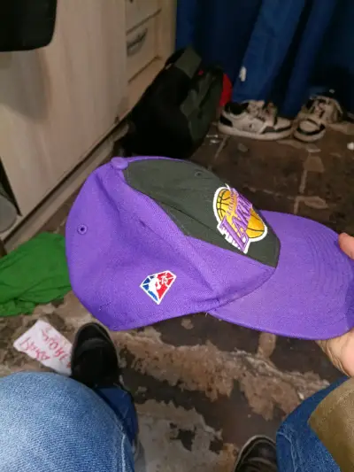 Gorra púrpura Lakers - miniatura 2