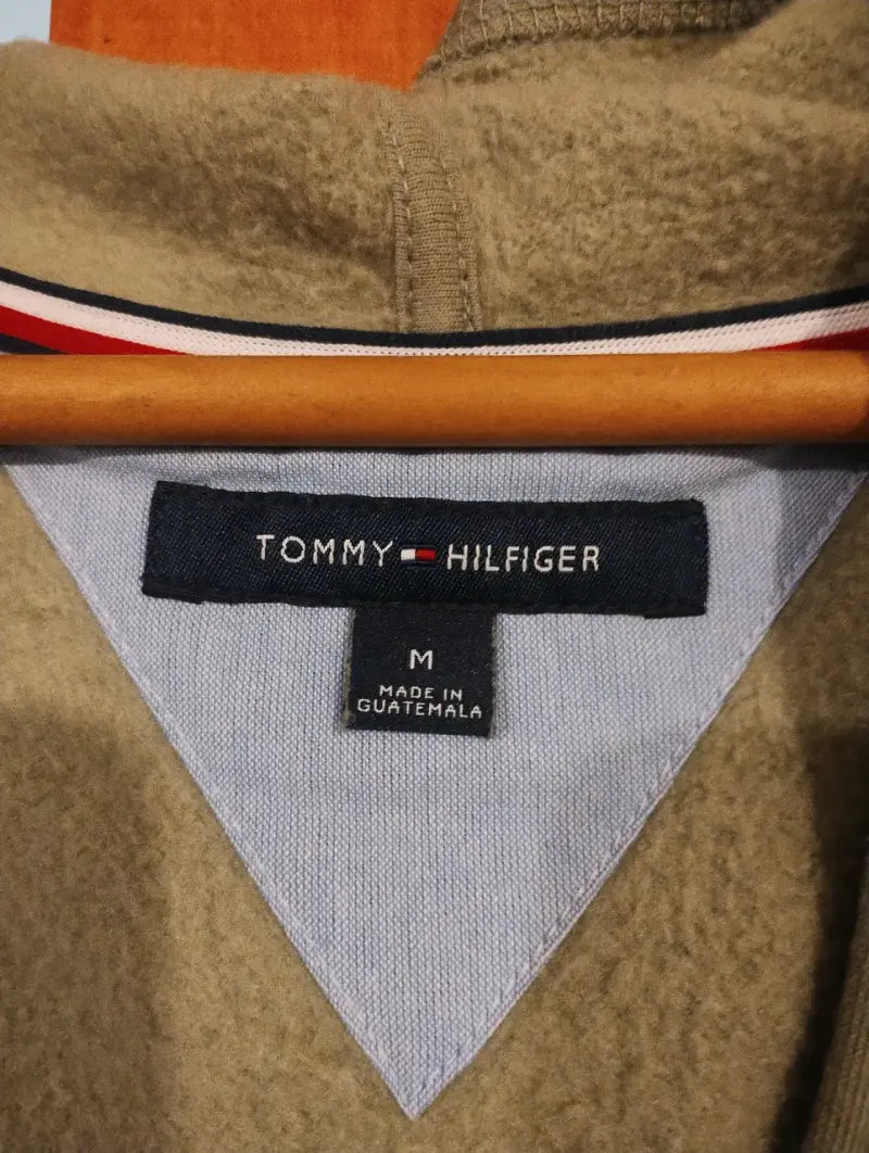 Polerón beige con capucha - 2
