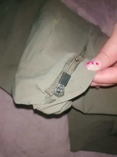 Pantalones cargo verdes - miniatura 2