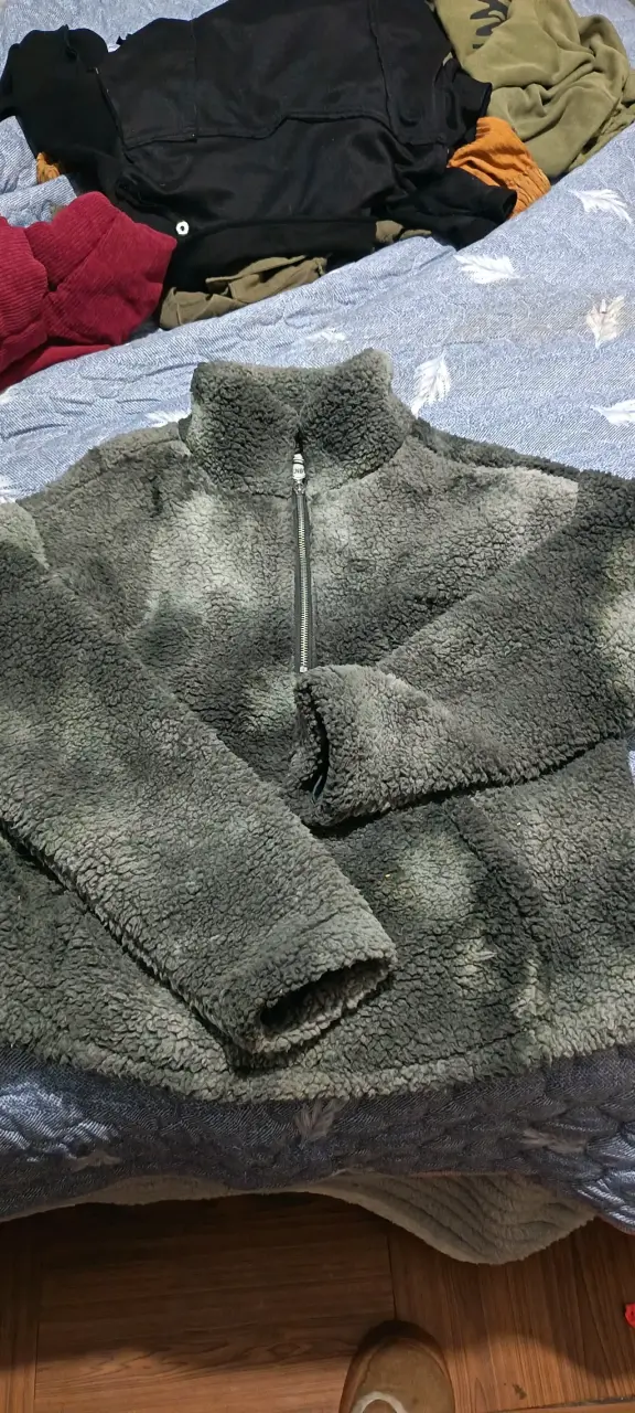 Chaqueta negra con cierre - 6