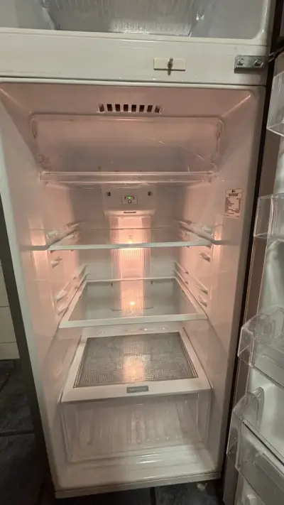 Refrigerador doble puerta - miniatura 3