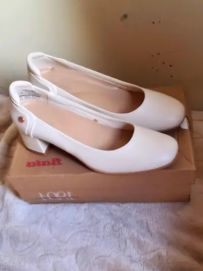 Zapatos Moon Bata - miniatura 1
