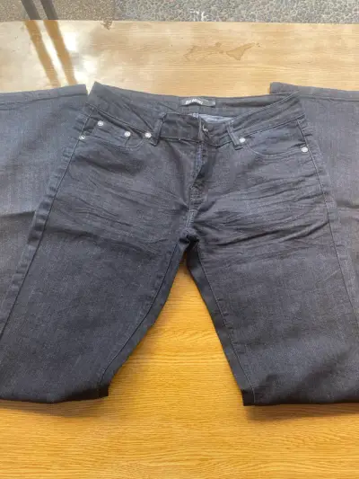 Jeans oscuros talla 42 - miniatura 1