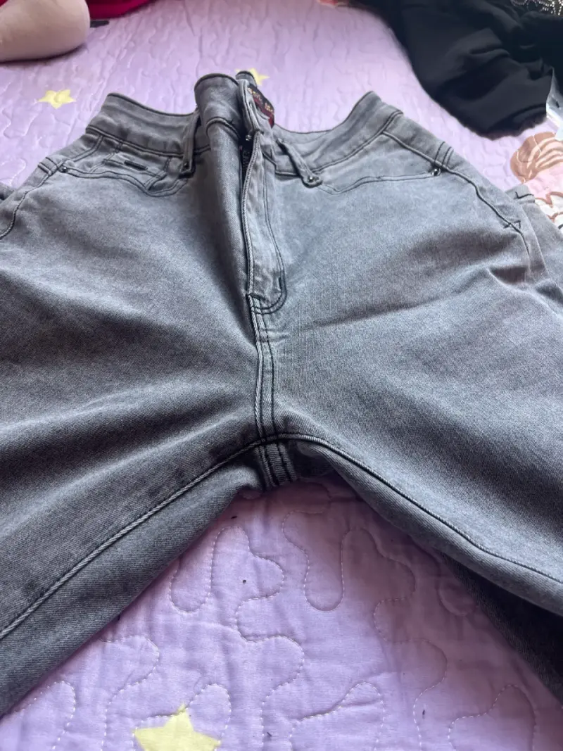 Jeans grises diseño moda - 5