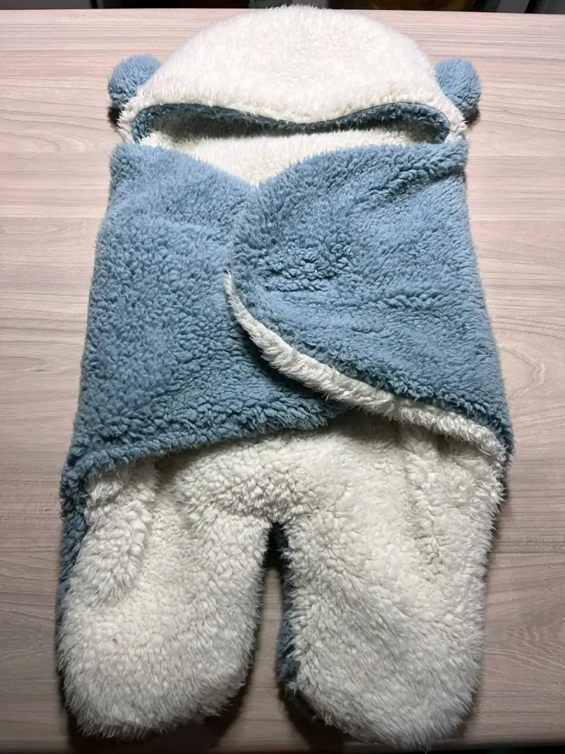 Saco para bebé polar azul