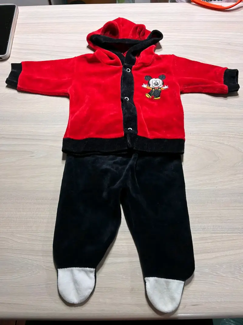 Conjunto polar bebé Mickey