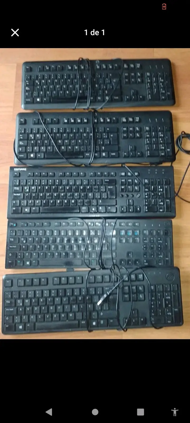 Conjunto de teclados USB usados