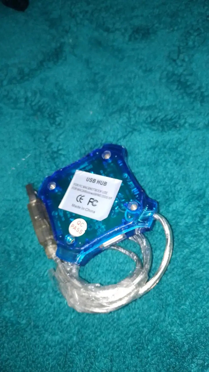 Hub USB azul transparente - 2