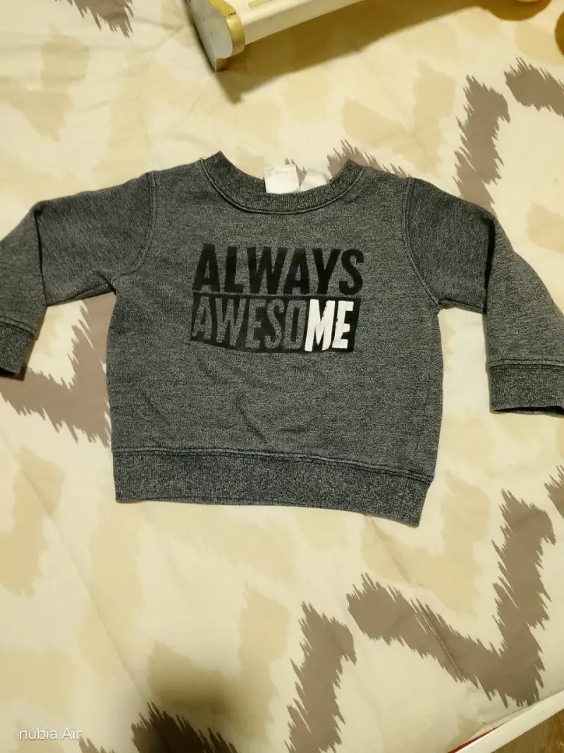Polerón gris "Always Awesome" niño