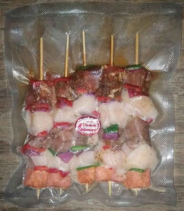 Brochetas de carne variadas - 1