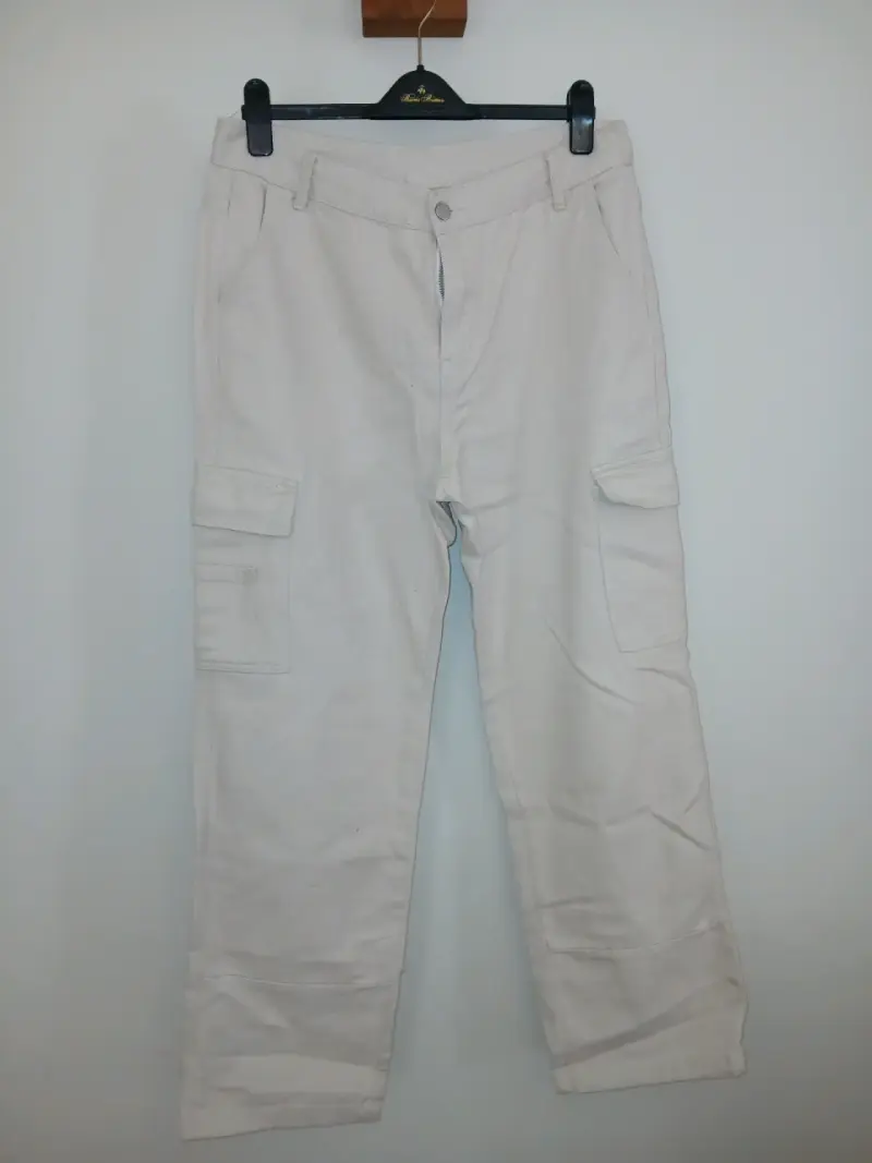 Pantalones cargo color crema 46 - 1