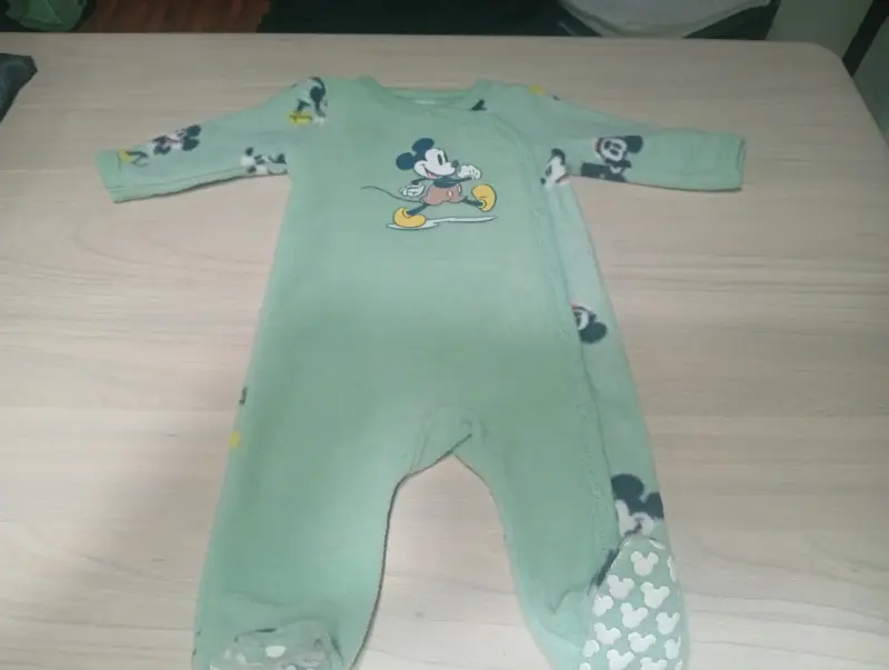 Pijama verde infantil Disney