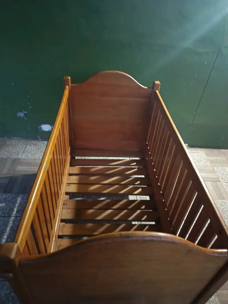Cama transición de madera nativa - 1
