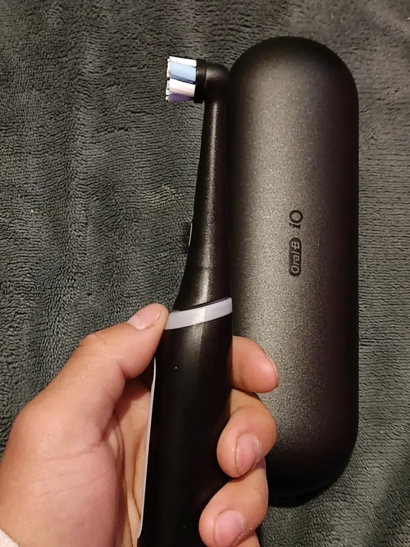 Cepillo eléctrico Oral-B iO - 5