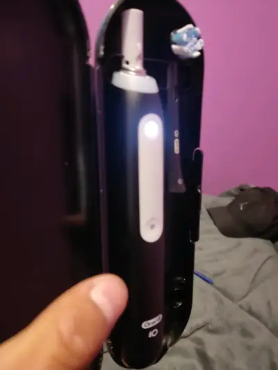Cepillo eléctrico Oral-B iO - miniatura 6
