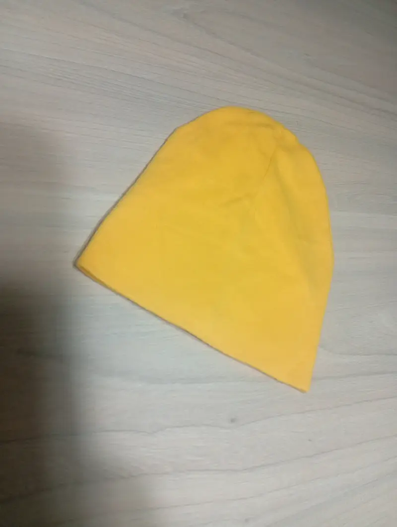 Gorro amarillo unisex