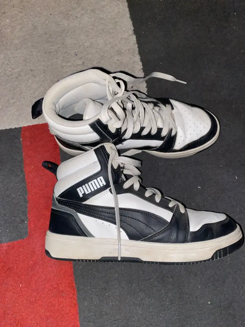 Zapatillas Puma blancas y negras - 4