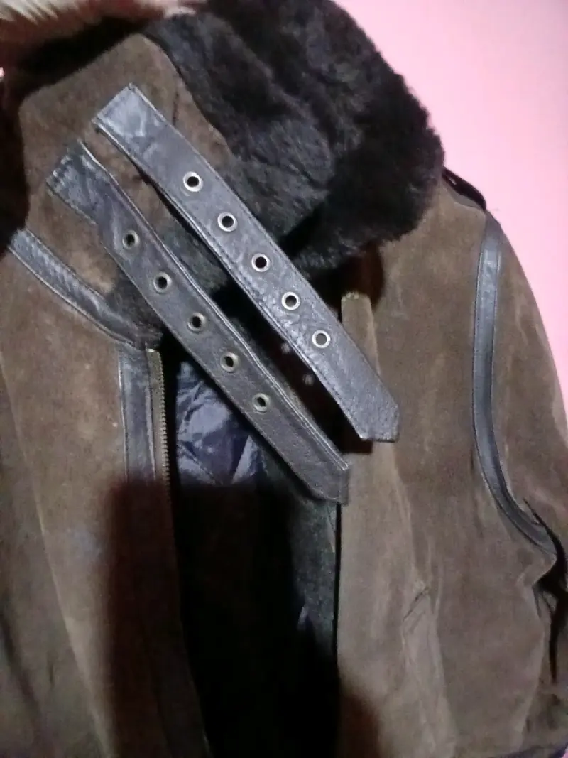 Chaqueta de cuero marrón - 1