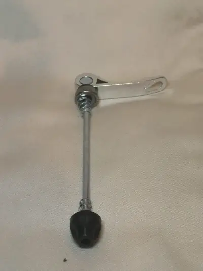 Eje de liberación rápida delantera para bicicleta - miniatura 2