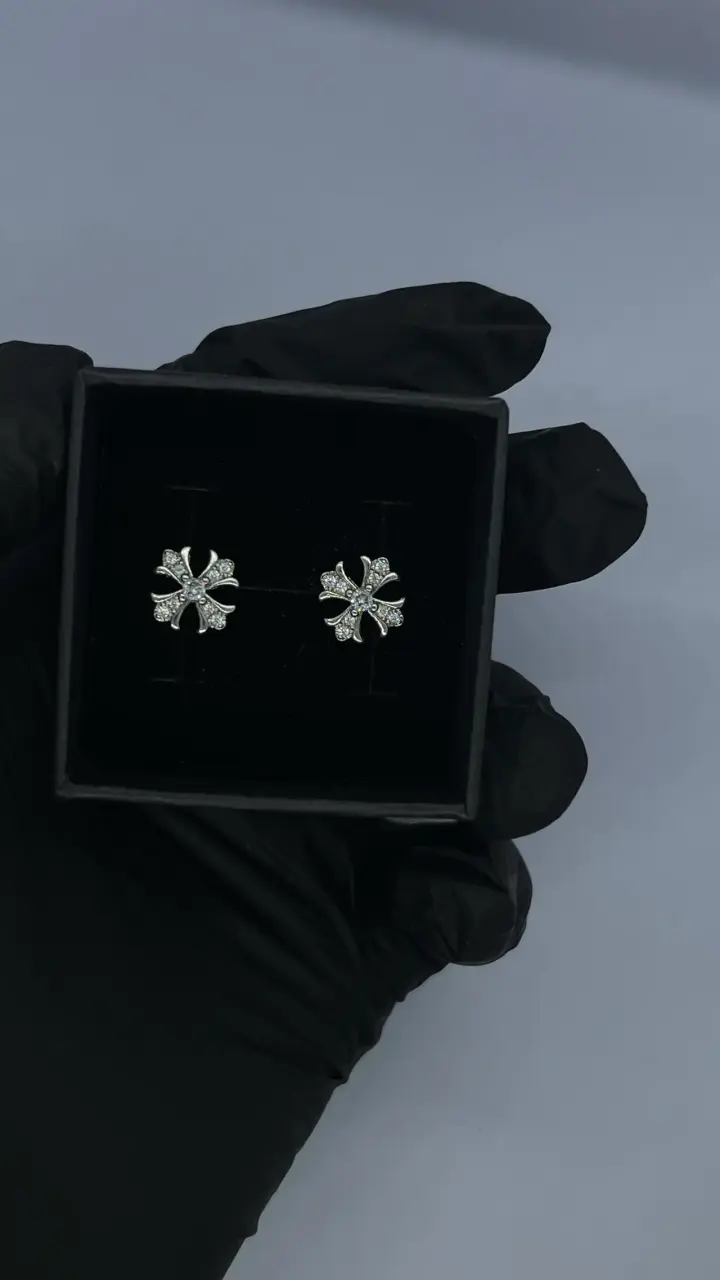 Aros de plata con diseño cruz - 3