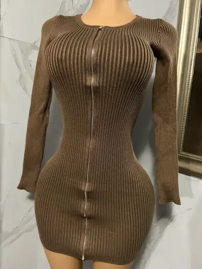 Vestido ajustado estilo fashionnova - miniatura 2