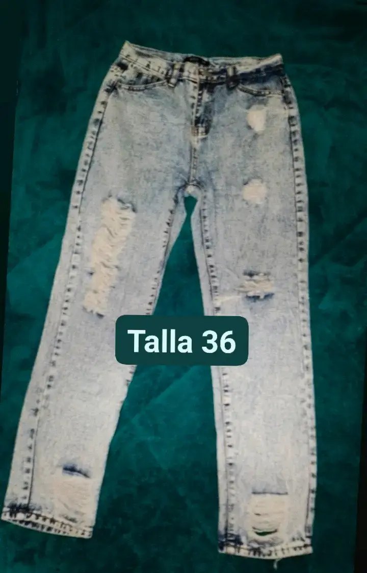 Jeans rasgados talla 36