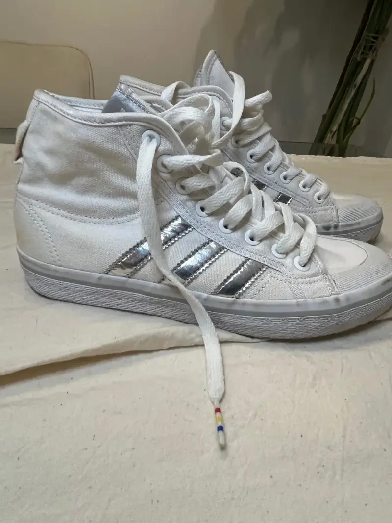 Zapatillas Adidas deportivas blancas - 2
