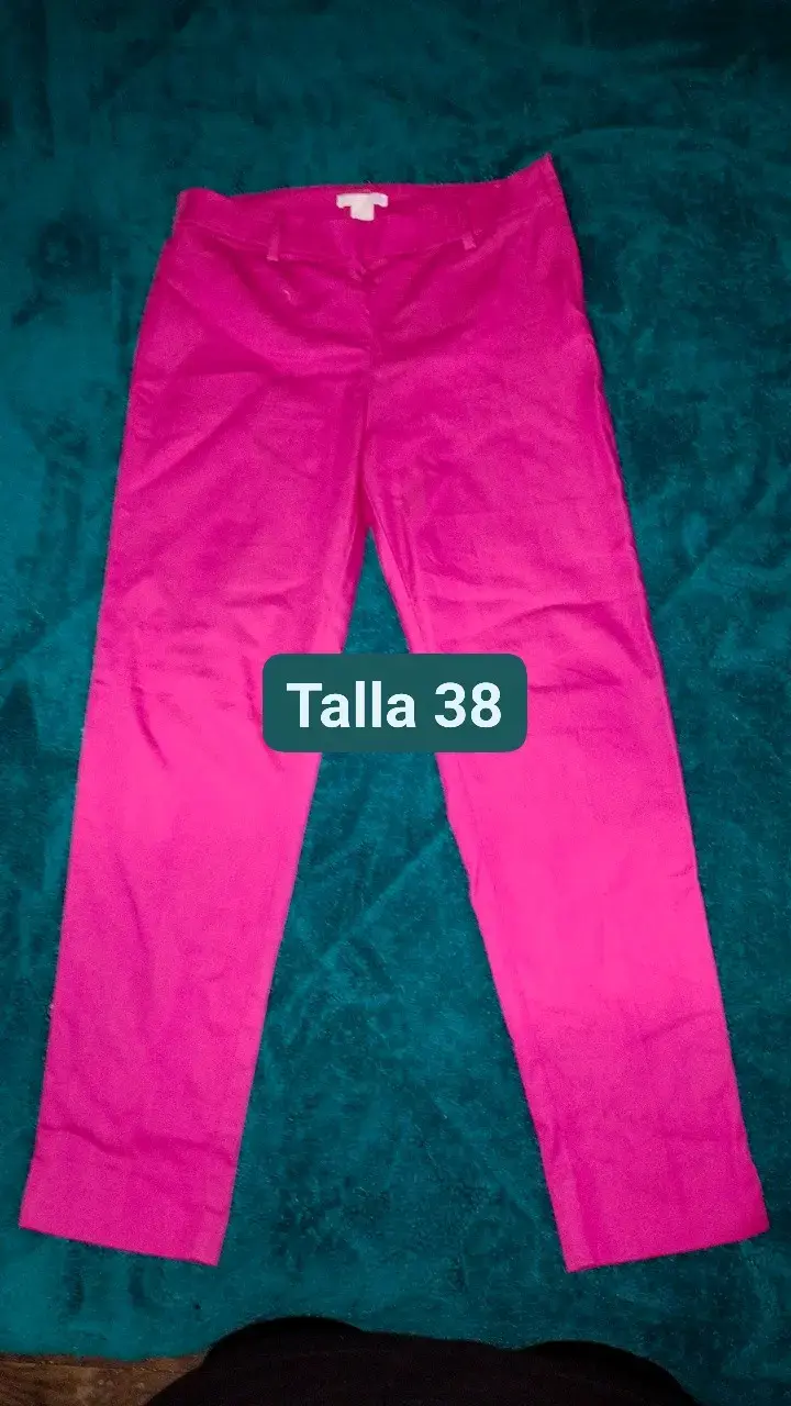 Pantalones fucsia talla 38