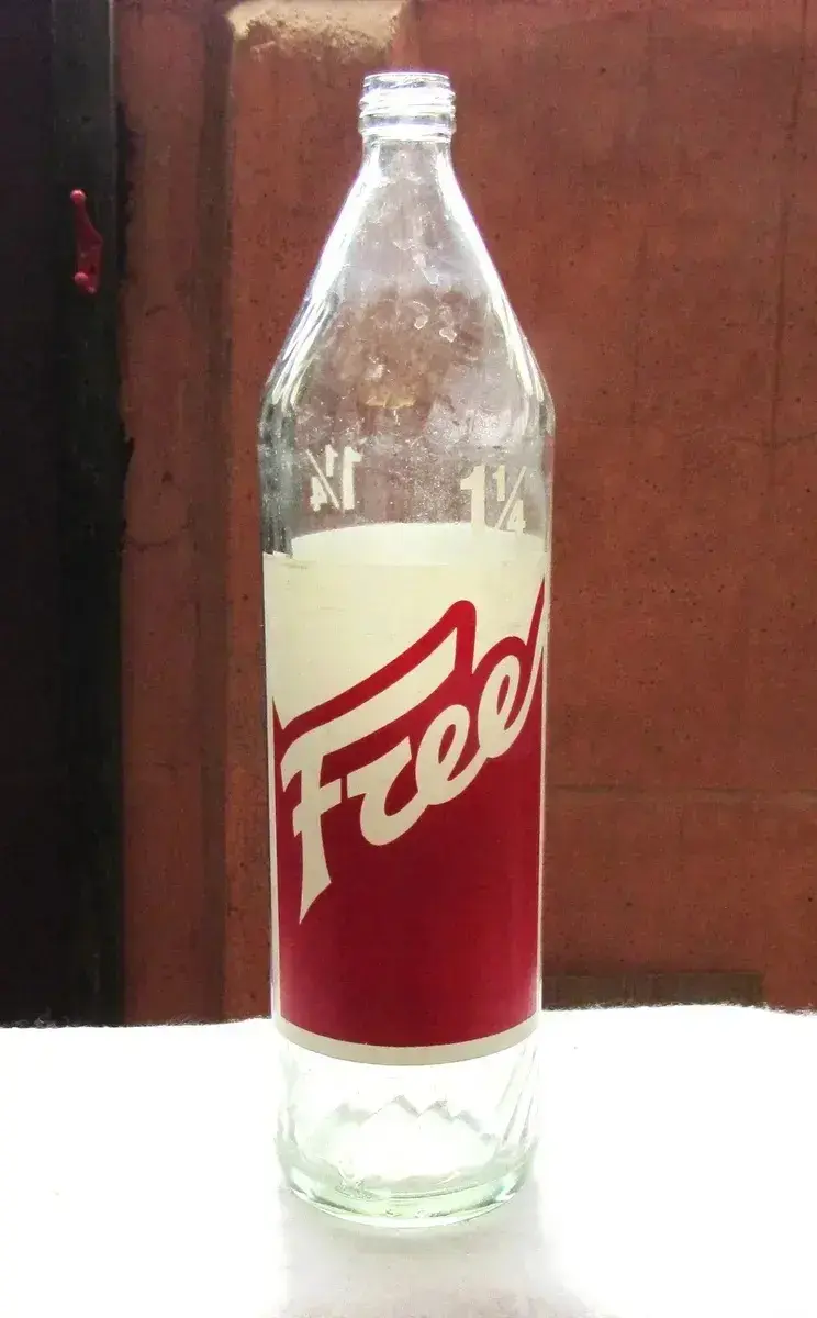 Botella Free 1250 Cc Antigua Década 1980 S De 1 Lt - 2