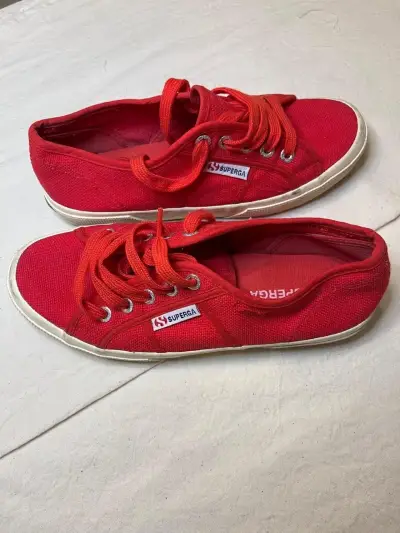 Zapatillas rojas Superga - miniatura 1